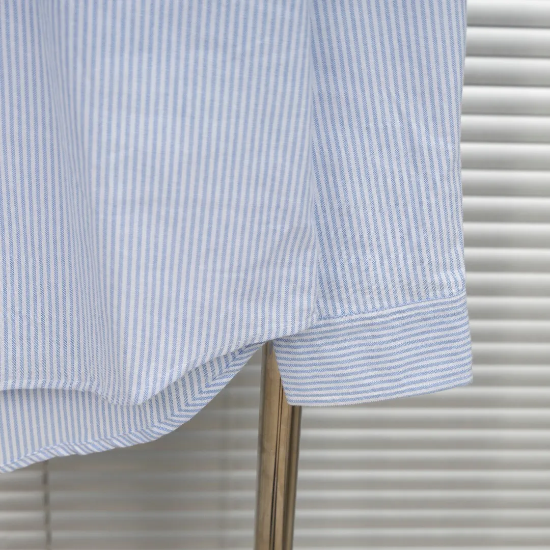 P250 top version (difference in currency) Style: Ralph Lauren POLO embroidered striped long shirt POLO Color: Picture color Size: S-XL Fabric: Pure cotton Accessories: Full set of customized accessories No gender distinction Same style for men and women